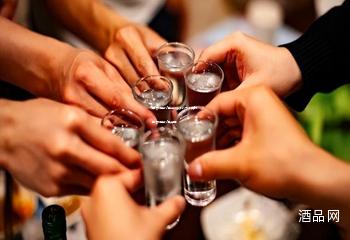 白酒加盟代理连锁多少钱一个月啊,白酒加盟代理费用 白酒加盟代理连锁多少钱一个月啊,白酒加盟代理费用