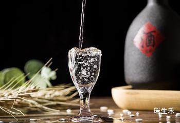 五粮液酒招商加盟政策(五粮液白酒加盟招商) 五粮液酒招商加盟政策(五粮液白酒加盟招商)