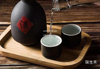 茅台专卖店的茅台王子酒比线上贵吗(茅台王子实体店价格)