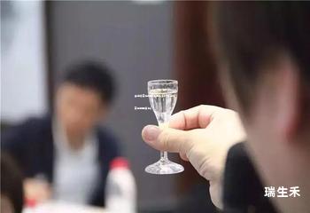 茅台专卖店加盟费用多少钱(茅台专卖店加盟条件)