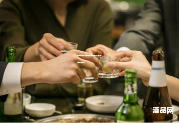 白酒加盟代理条件有哪些要求,白酒加盟经销商